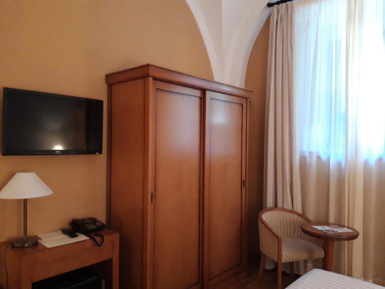 Hotel Ahc Palacio Coria Exteriör bild
